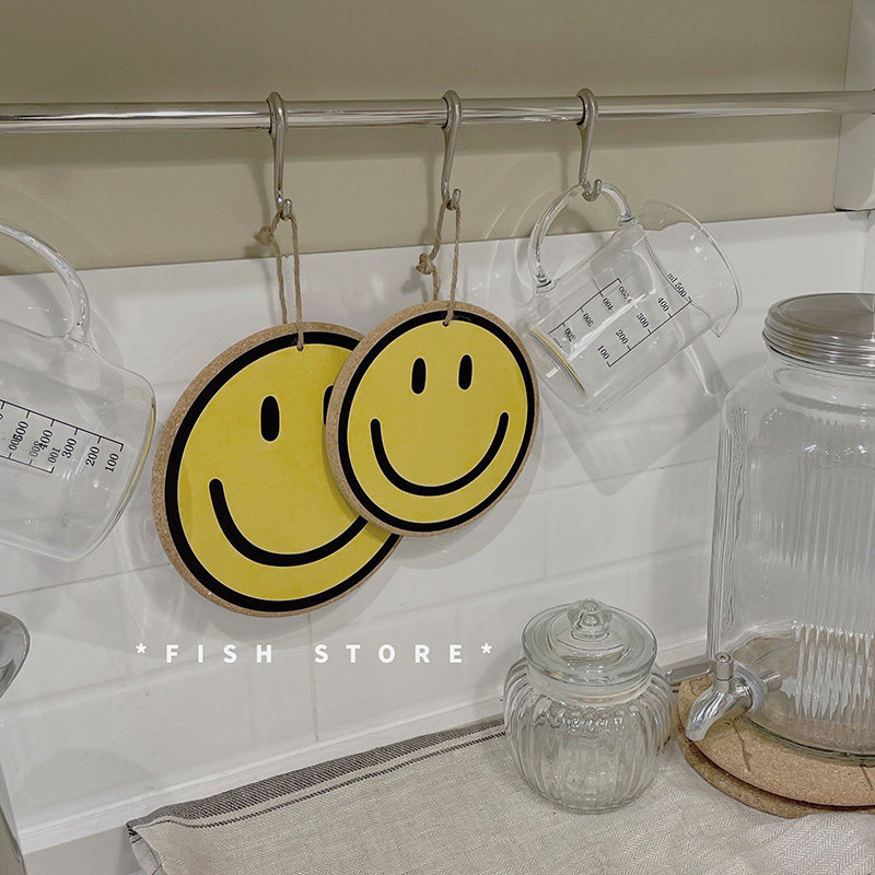 *fish store*ins风软木黄色笑脸杯垫餐垫锅垫隔热垫拍照道具