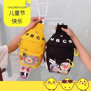 儿童胸包男童韩版潮女孩斜挎包可爱卡通小包包时尚小孩户外小背包