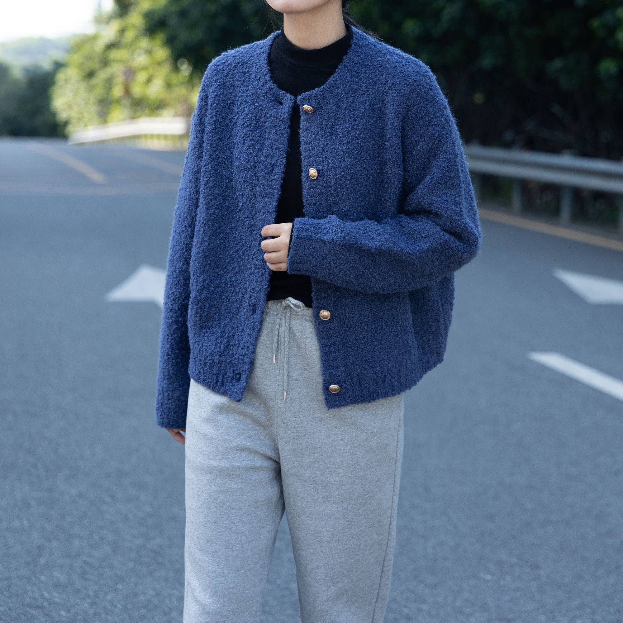 圈圈纱羊毛混纺宽松圆领针织开衫短款小外套加厚 蓝色 秋冬新品