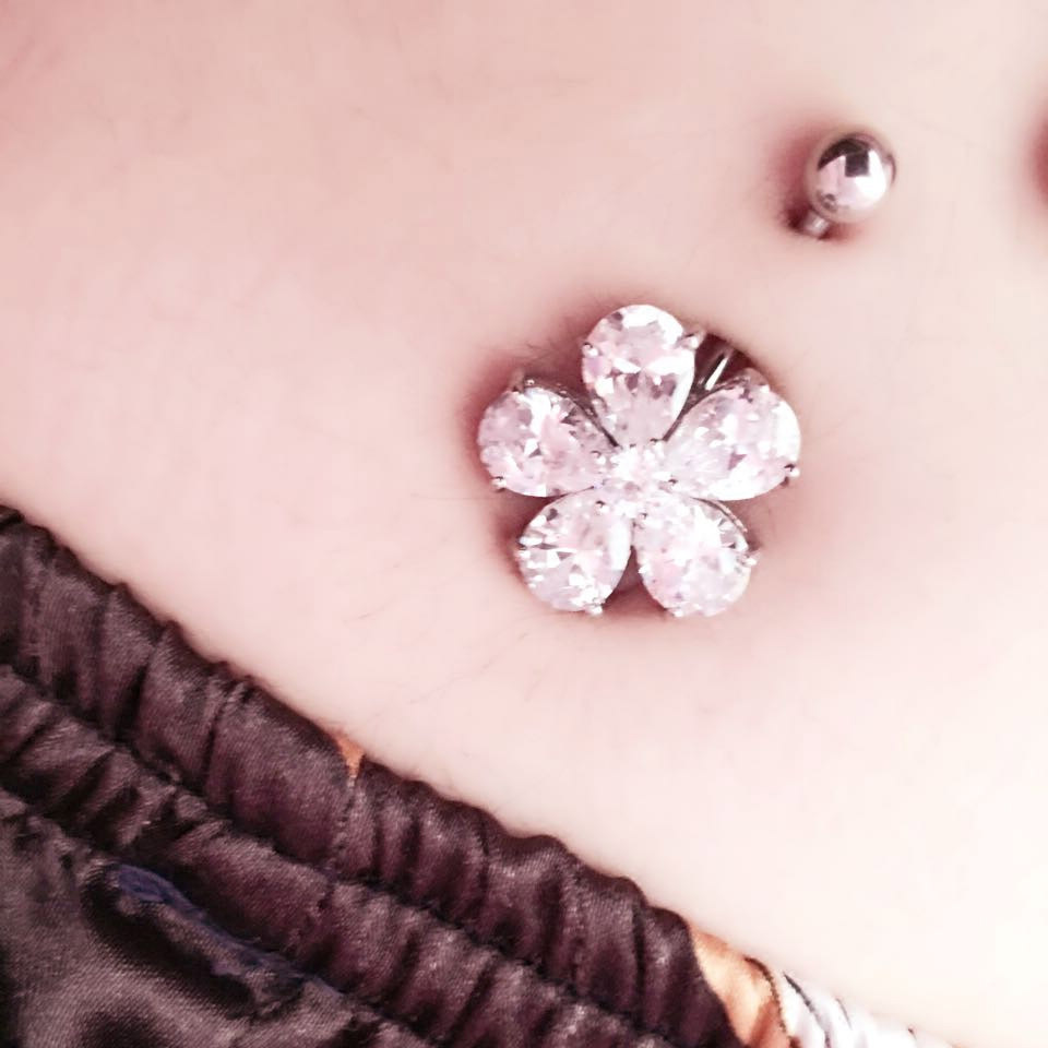 穿刺饰品肚脐环肚脐饰品闪耀大钻石 好评好店
