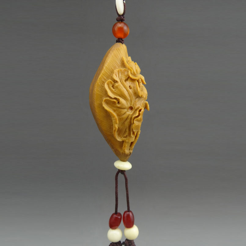 核雕名家袁清华《荷花》