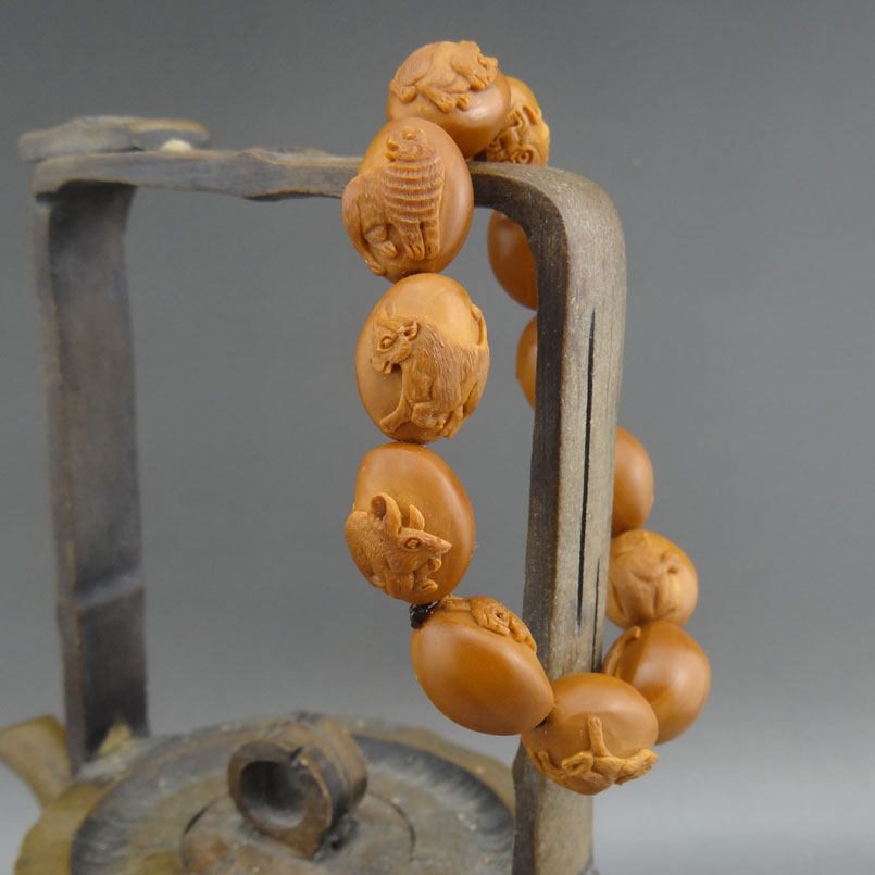 核雕名家戴红琴《十二生肖》