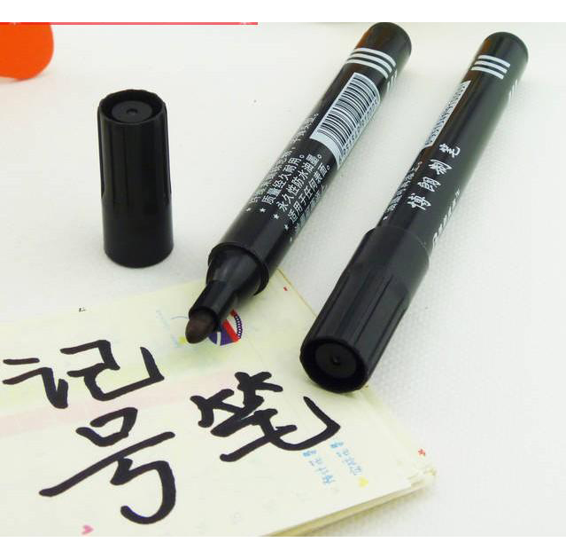 黑色记号笔 可加墨水非双头 700型（一盒8支）