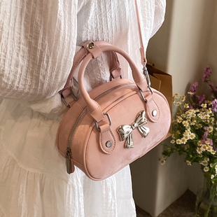 今年流行粉色包包女士2024新款通勤手提小包高级感单肩斜挎小方包