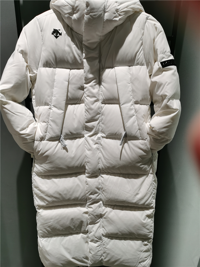 迪桑特长款羽绒服