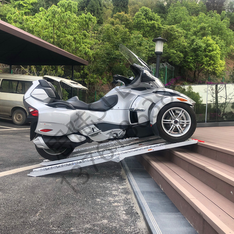 铝合金便携式防滑电动车摩托车轮椅上台阶辅助坡道运输装车坡道板在类目 商业/办公家具, 城市家具, 交通服务设施, 无障碍设施中 - 来自Buy2taobao.com提供专业的淘宝代购服务