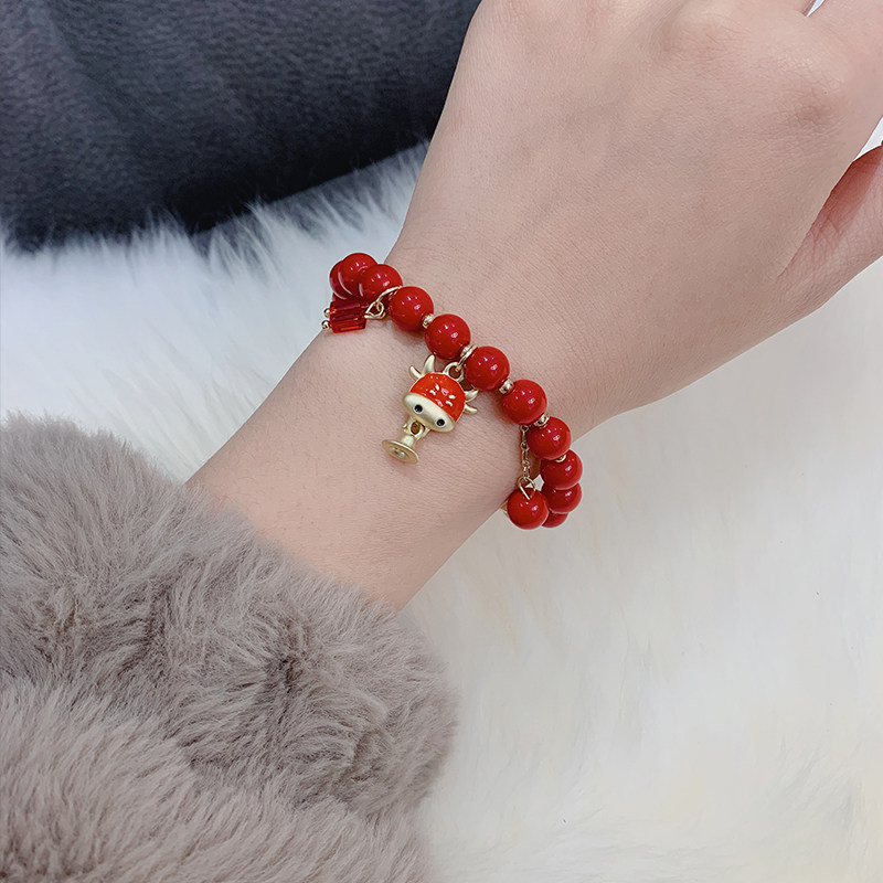新年红色串珠水晶手链本命年可爱小牛吊坠2021新款招财手串手饰品