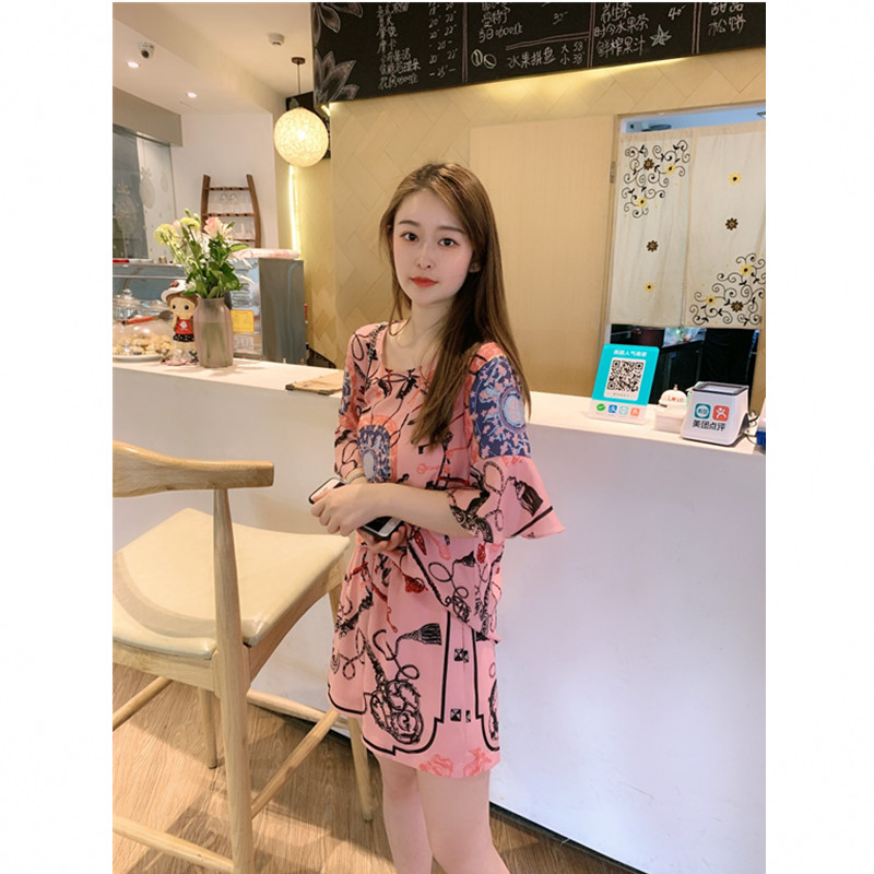 套装女2019新款夏气质很仙的两件套洋气网红减龄短裤雪纺阔腿裤装