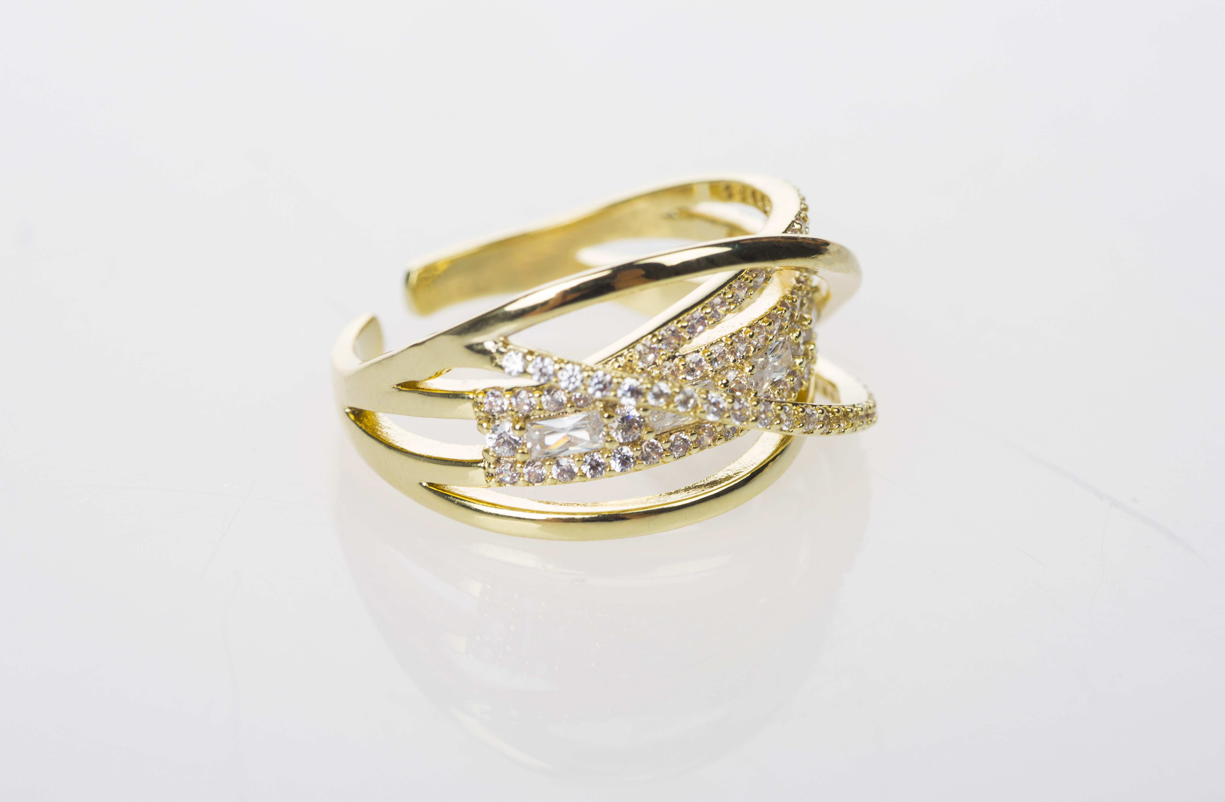 香港安伯曼情人节礼物缠绵多圈戒指镀18k黄金戒指