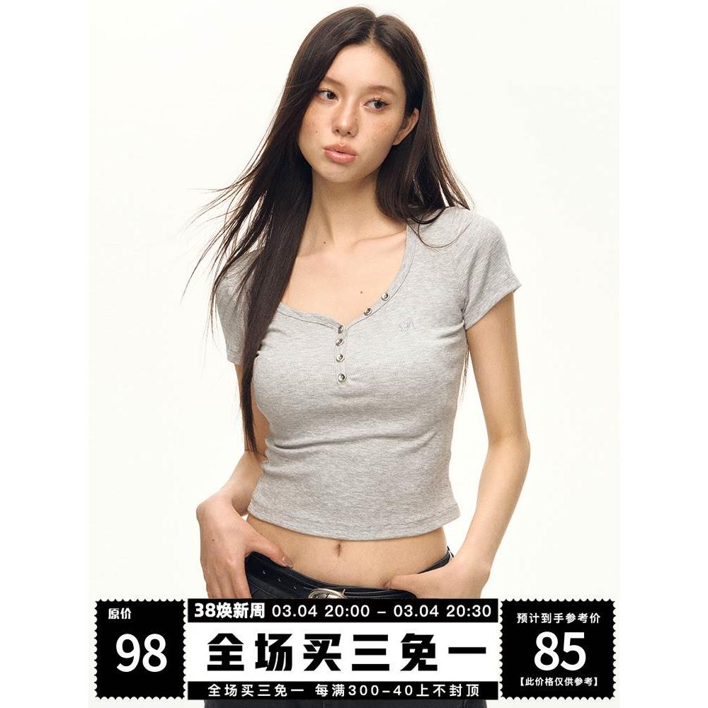 101PASSION短袖t恤女夏季短款设计感小众扣子修身辣妹灰色V领上衣