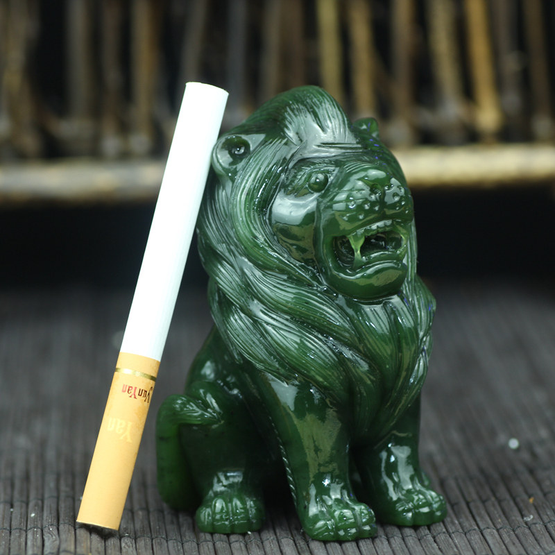 新疆和田碧玉之狮子小摆件 296.231g