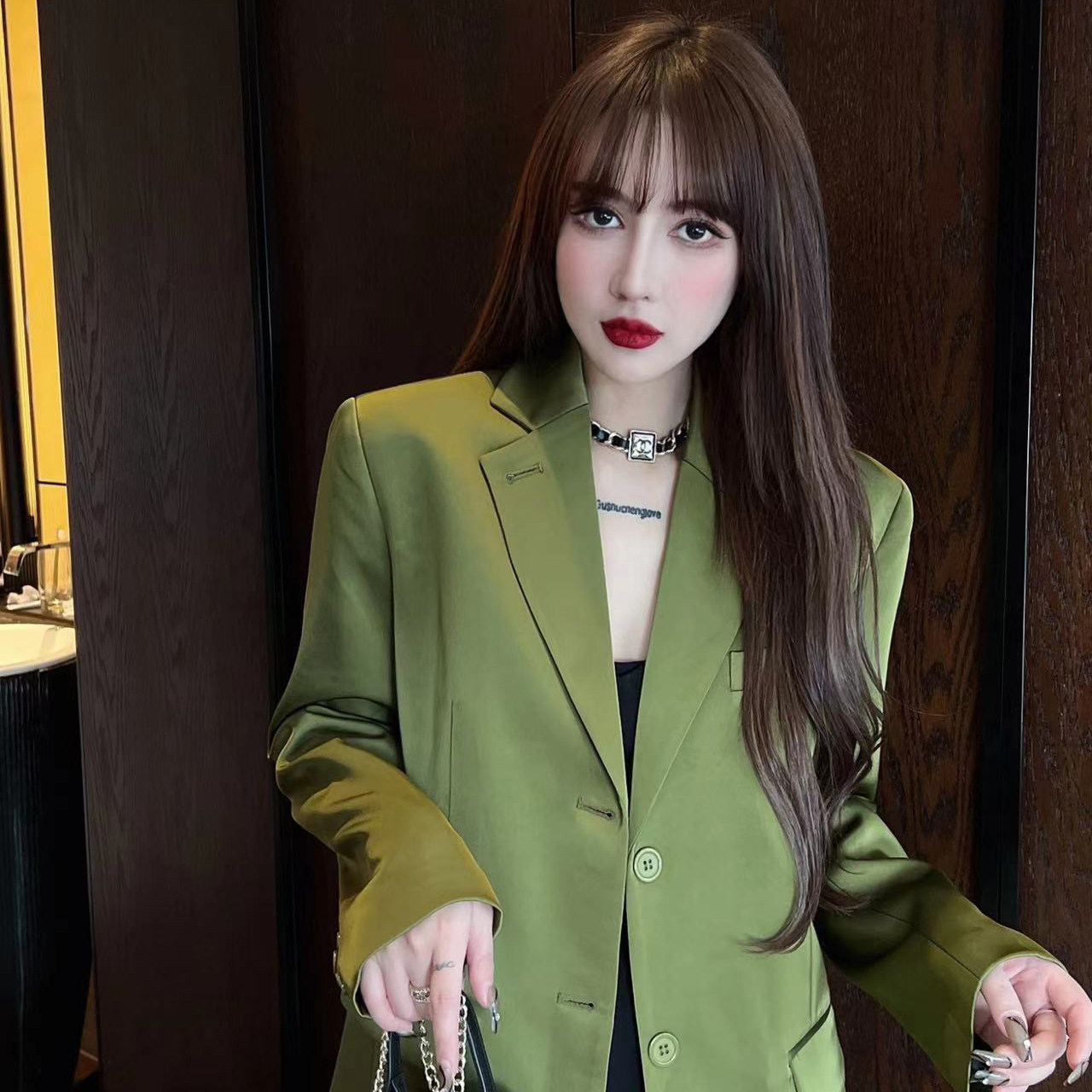 gyantong郭彦彤原创高级丝滑气质百搭通勤橄榄绿西装外套2022年女