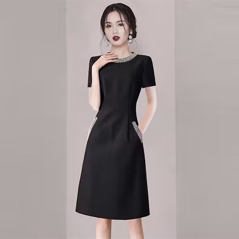 KATTERLLG轻奢高级感黑色短袖连衣裙2024夏季新款女装洋气时尚减