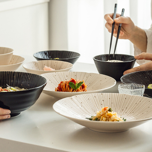 日本进口餐盘子bloom千段十草菜盘家用陶瓷饭碗釉下彩日式碟汤碗