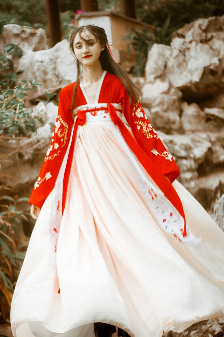 新款抖音同款汉服女秋水古装仙女对襟齐胸襦裙改良汉元素婉娘日常