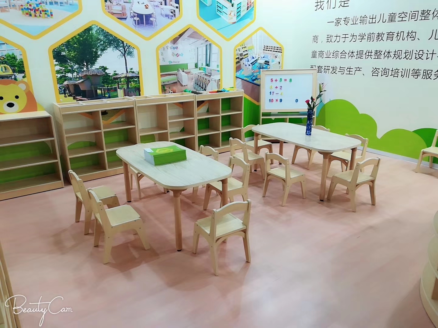 拇指兔幼儿园家具幼儿园桌椅收纳架玩具柜培训班设备学习班家具