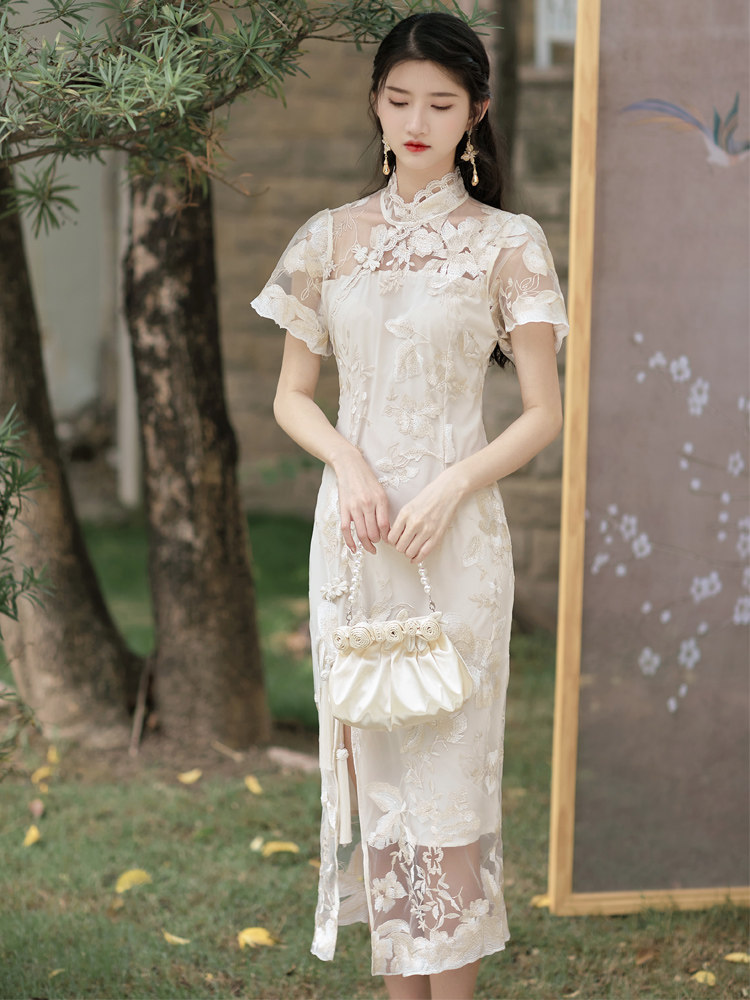6234#实拍现货 轻国风刺绣改良版少女旗袍蕾丝复古连衣裙 控价+40