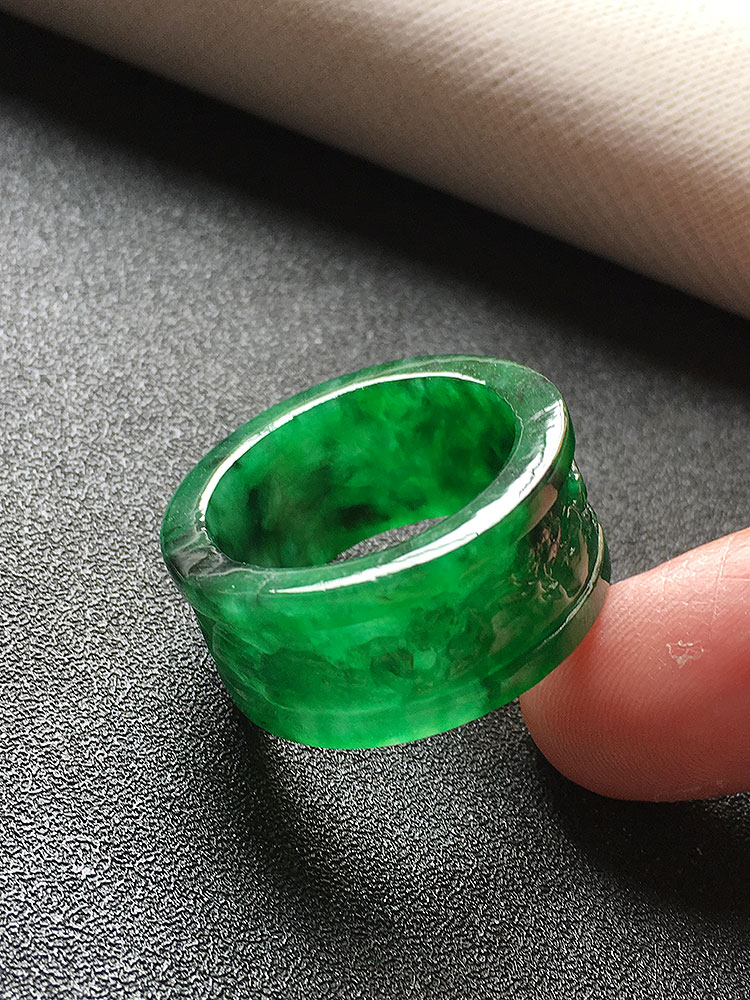 翡翠冰种满绿色山水扳指男款22mma货老种高档冰绿翠绿色文玩扳指