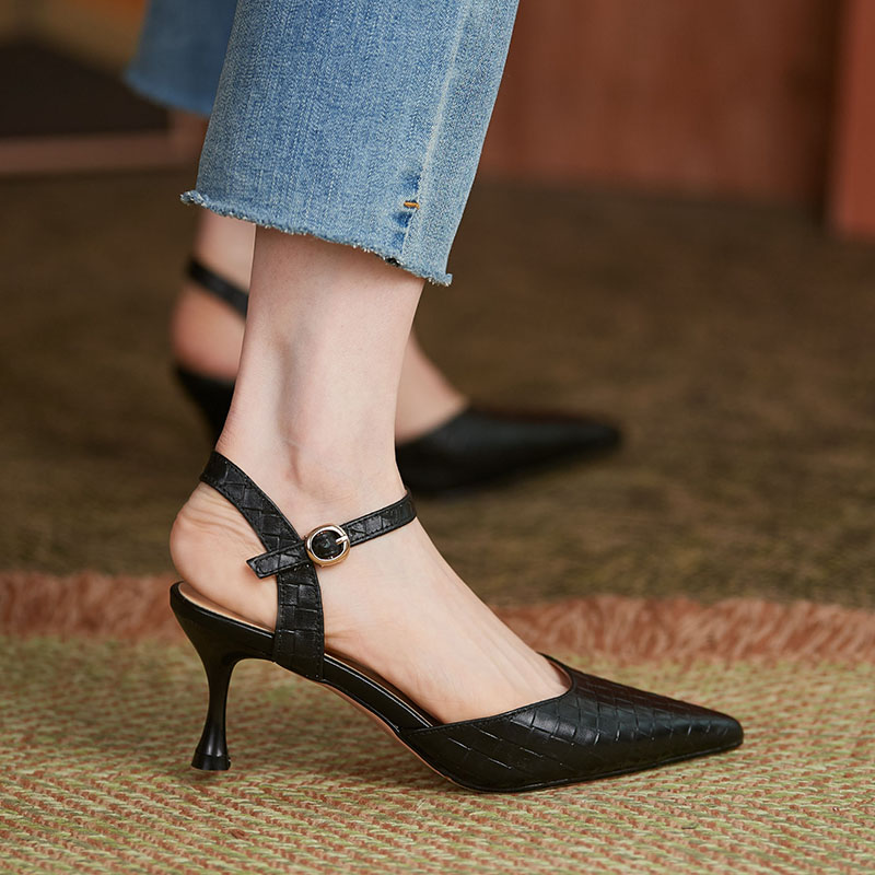 真皮高跟鞋女2021夏季新款小码313233时装细跟尖头凉鞋包头女单鞋