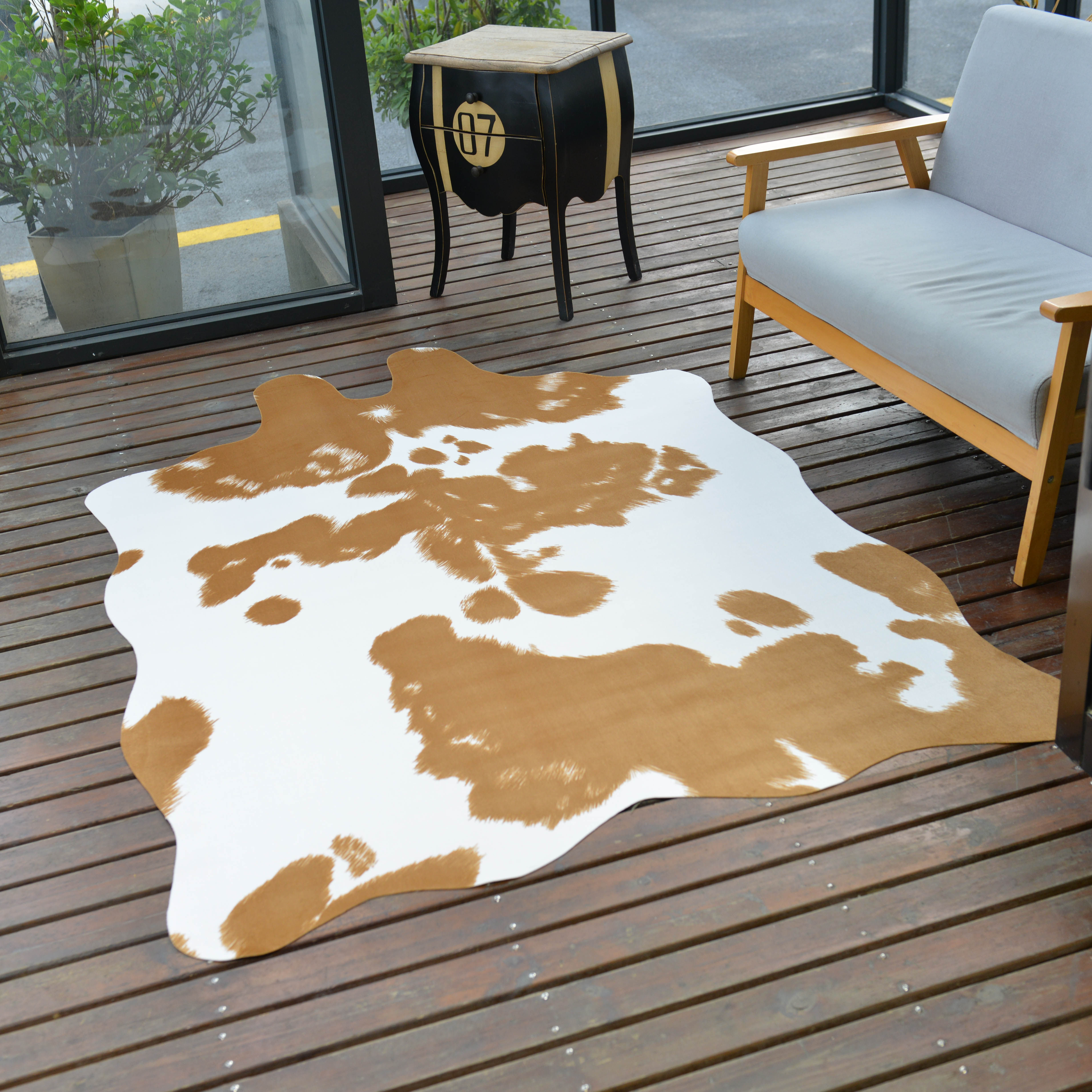 美莎家居工厂店的优惠券大全—ins欧式网红时尚牛皮地毯 奶牛纹客厅