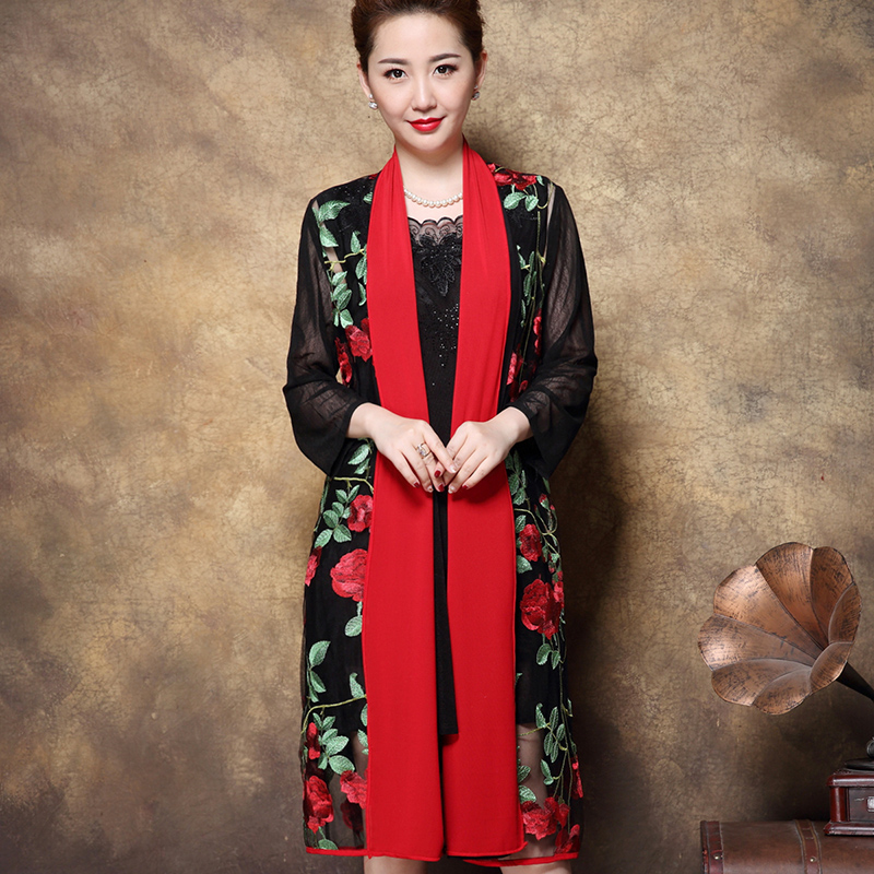尚秀大码外披重工刺绣在类目 女装/女士精品, 大码女装中 - 来自Buy2taobao.com提供专业的淘宝代购服务