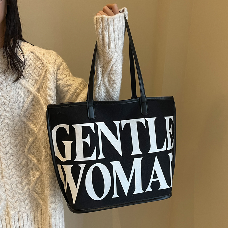 大容量包包女GENTLE WOMA