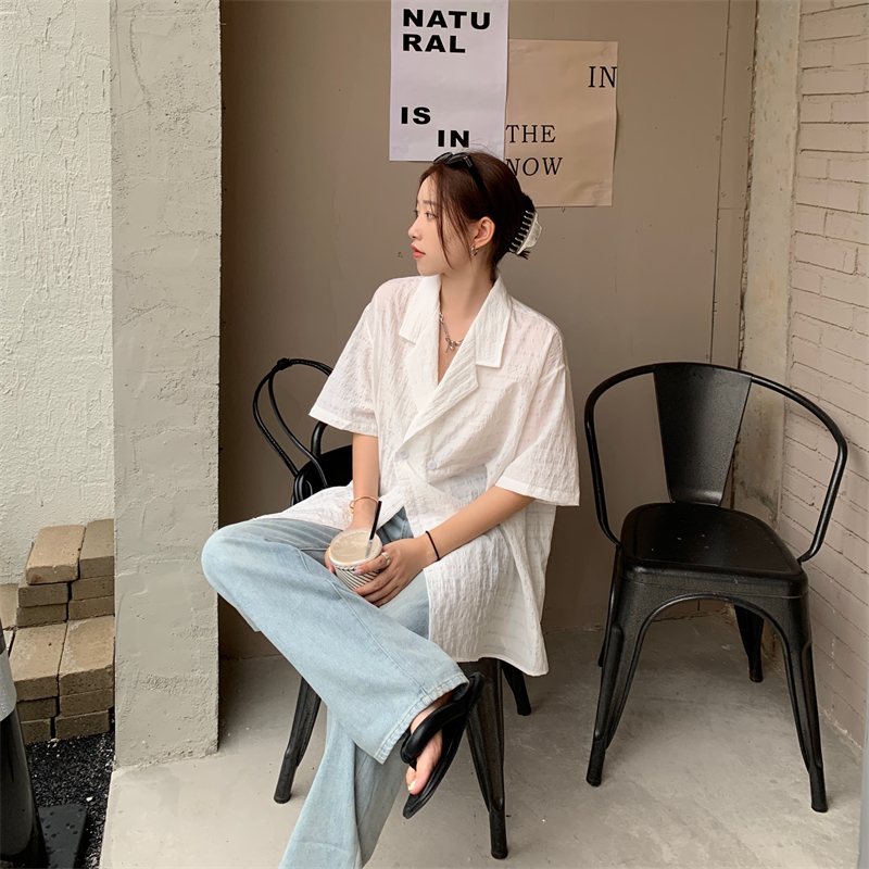 实价实拍 夏季薄款肌理纹面料设计感小众V领衬衫韩风