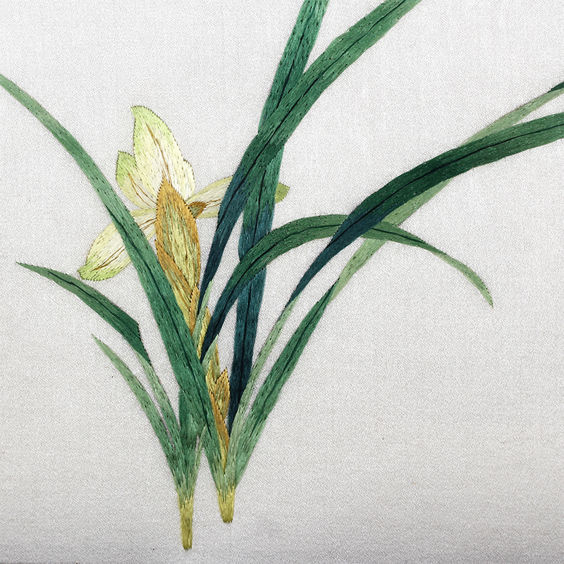 湘绣单面绣《兰花》国家非遗 手工刺绣装饰摆台