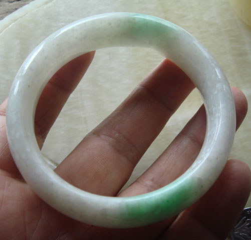 缅甸水沫天然钠长石玉镯、手环、内径53.5绿花水沫手镯K11