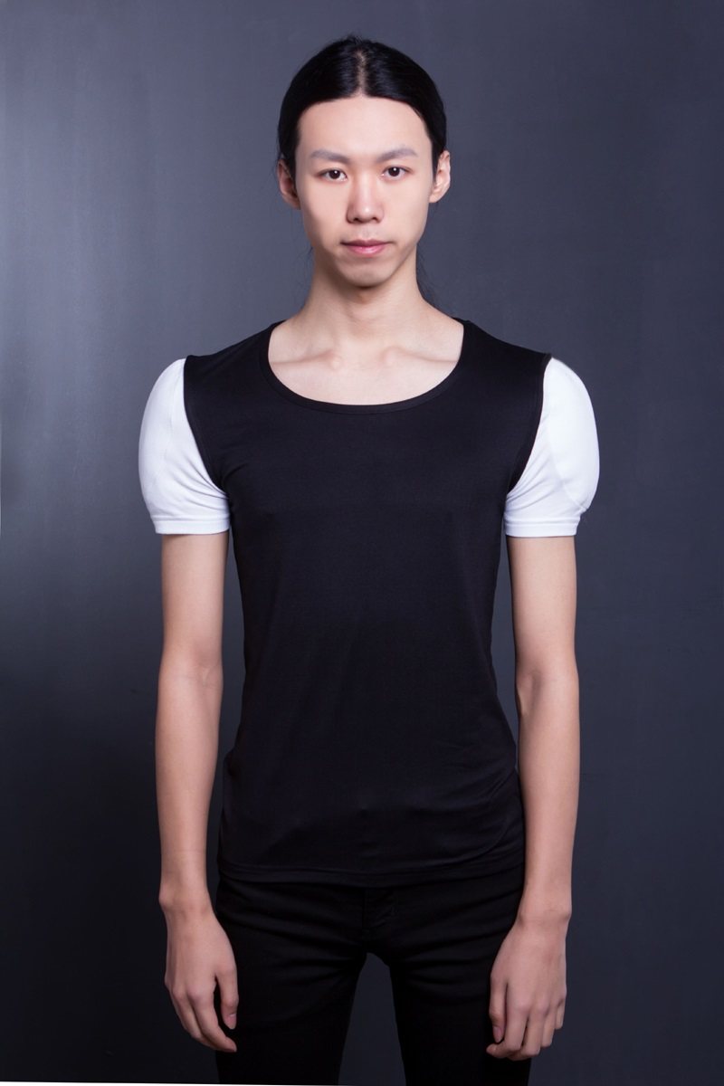 一折肩膀宽_宽肩男士t恤垫肩短袖圆领加宽肩膀变强壮打底纯色包邮优惠