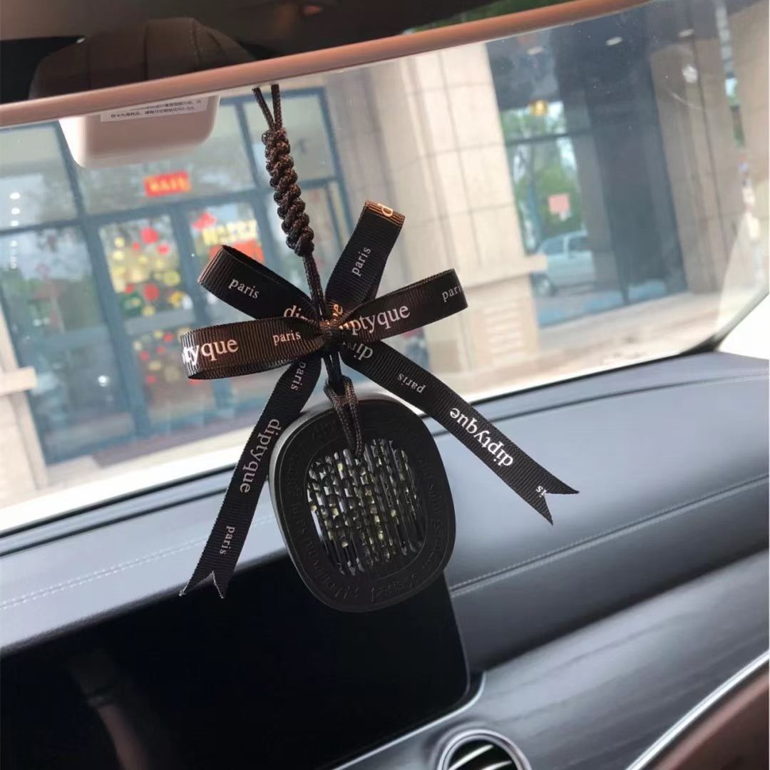 diptyque车载香薰法国蒂普提克车挂汽车香水补充包车载香氛扩香器