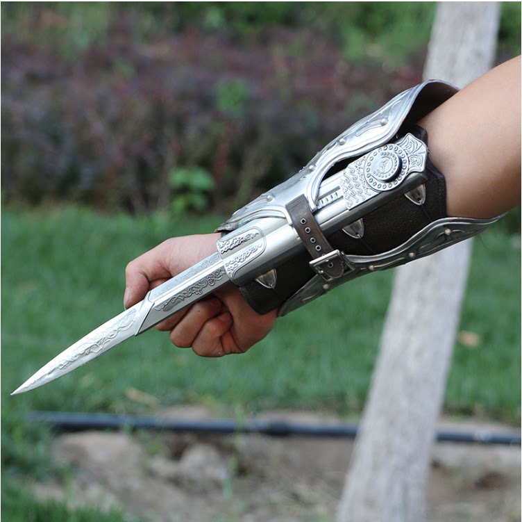刺客信条武器3 cosplay道具 1:1袖箭袖剑神刃可弹射树脂