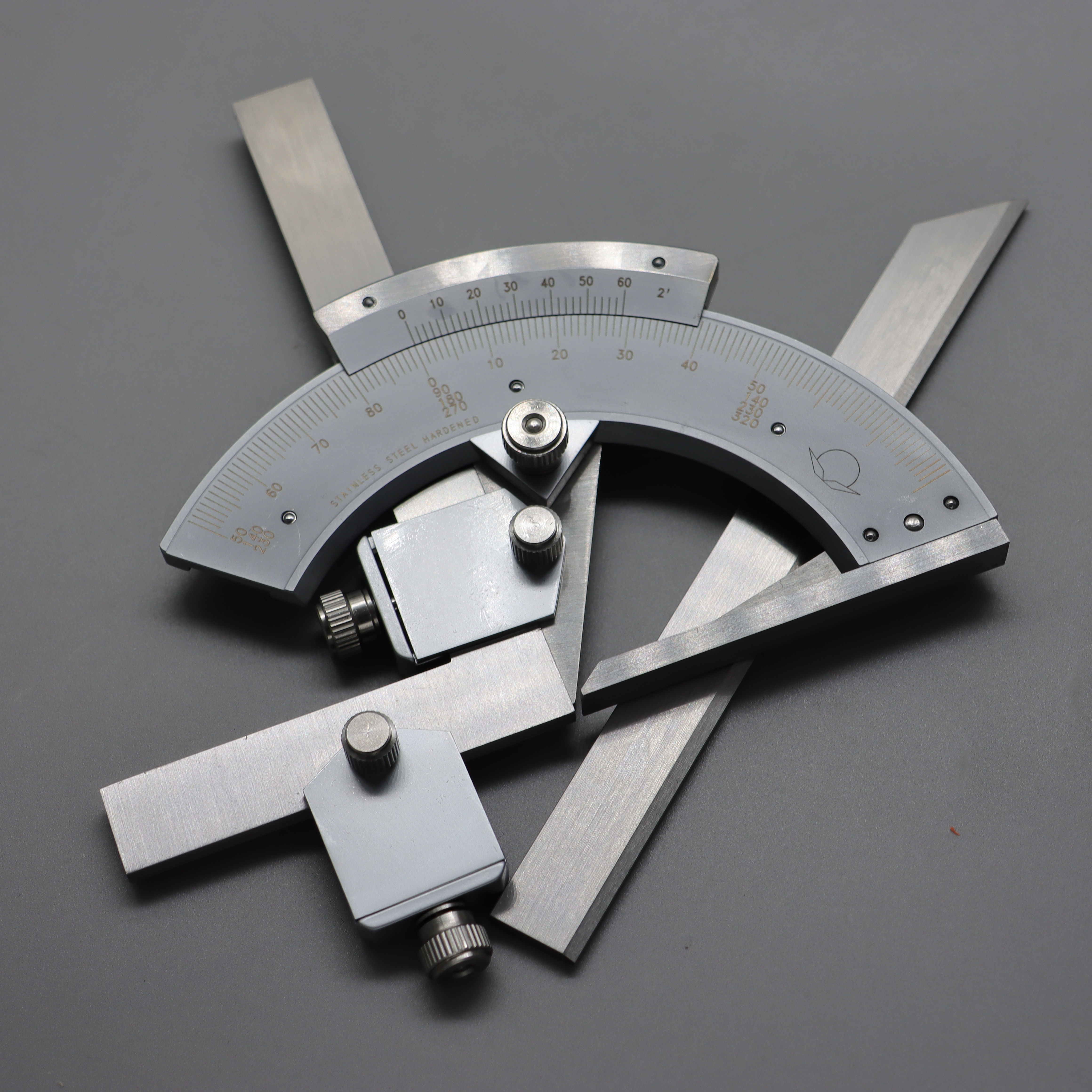 大阳万能角度尺多功能游标卡尺0-320度游标万能量角器高精密角尺