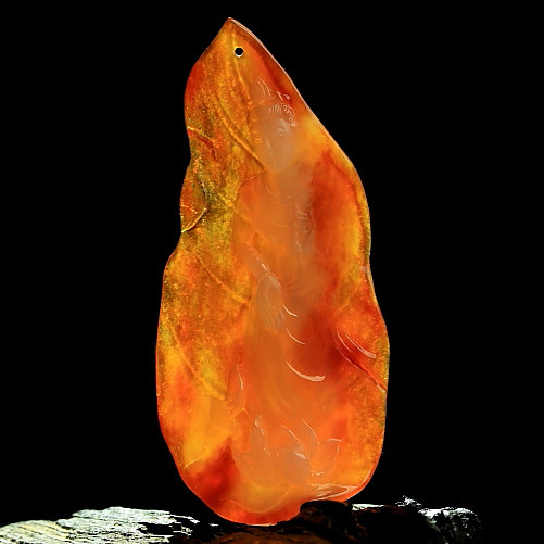 【即拍即得】 冠尚 缅甸翡翠a货 黄翡一叶成佛吊坠 17.88克