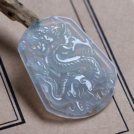 冠尚 冰种缅甸翡翠a货 仿古龙牌吊坠22.08克