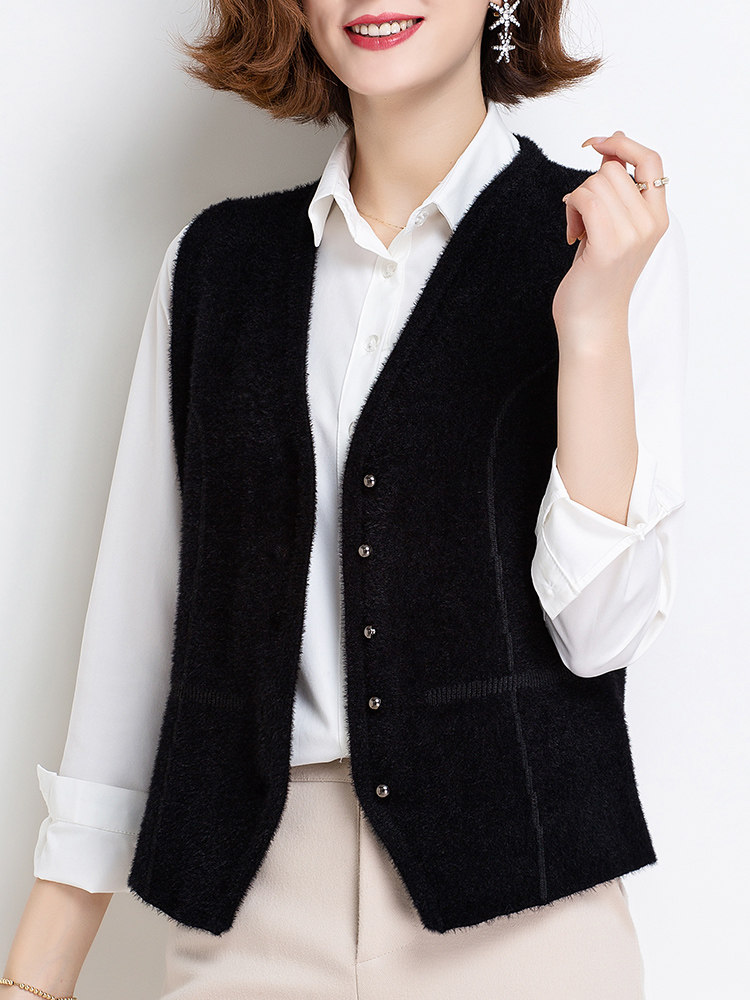 马甲背心针织2022年新款女外搭时尚减龄马夹春秋薄款开衫防水貂绒