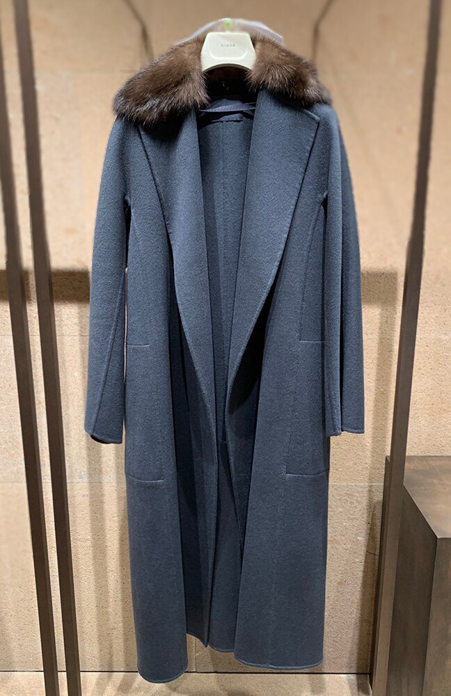 giada迦达2021年秋冬羊绒带皮毛领冬季系带蓝色女士长款时尚大衣
