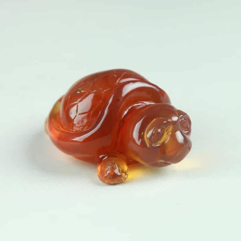 顶级天然琥珀 手工雕刻 金珀小乌龟 0332