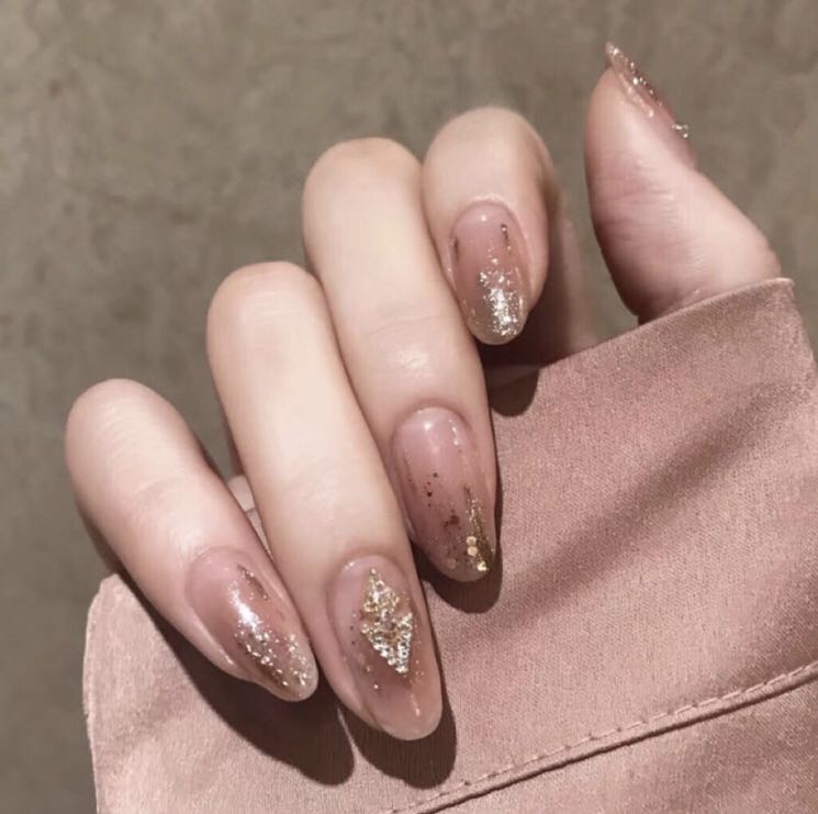 小红书爆款美甲粉色亮片链条链子钻石穿戴甲片显白温柔仙女风晕染