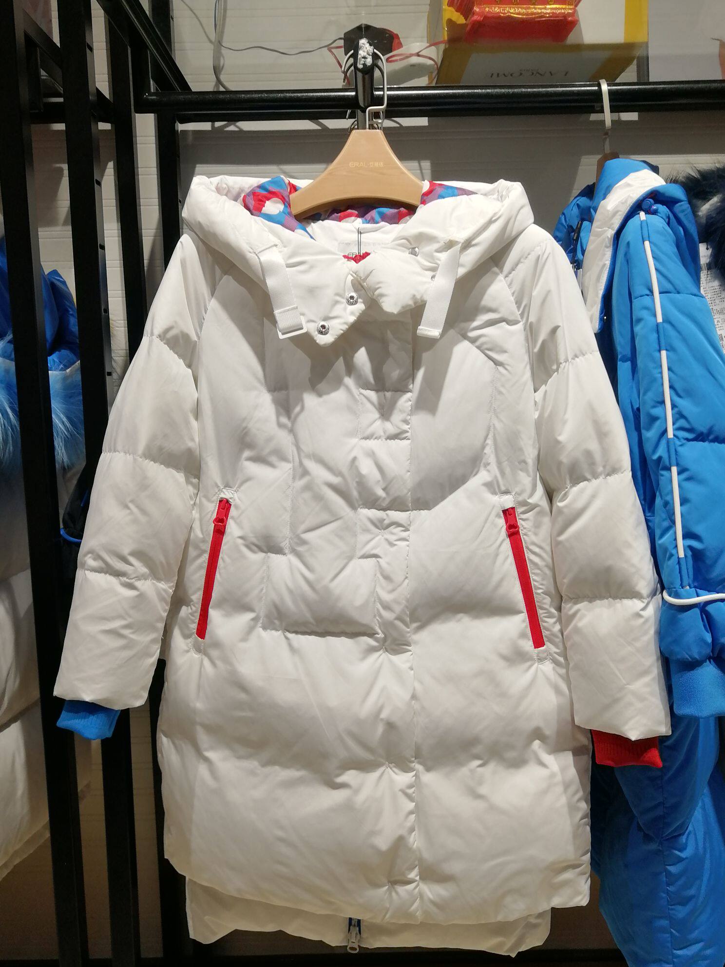 女款羽绒服 百事可乐联名款优惠券