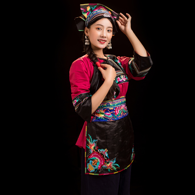 湘西七绣坊湘西七绣坊苗绣机绣古风刺绣成品夏季女士苗族服装特色围裙