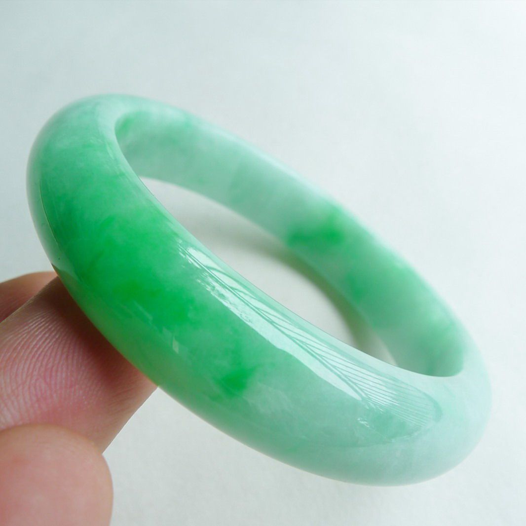 老坑冰糯种翡翠a货老坑满绿正装圆口手镯59.25克 (内径57.6mm)