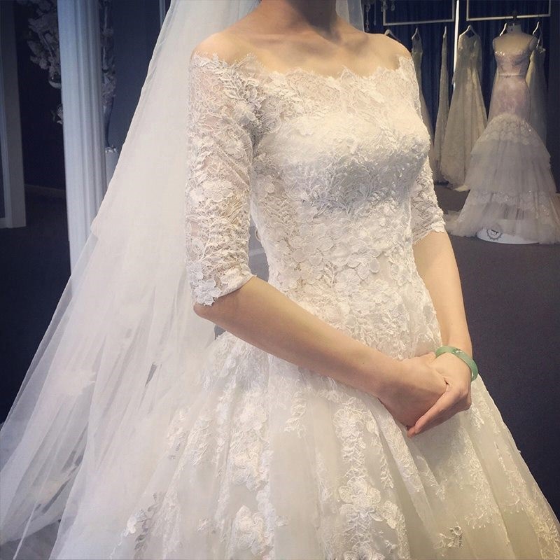 蕾丝新款修身2018大码礼服肩蕾丝拖尾婚纱长袖韩版显瘦齐地蕾丝春在类目 女装/女士精品, 婚纱/旗袍/礼服, 婚纱中 - 来自Buy2taobao.com提供专业的淘宝代购服务