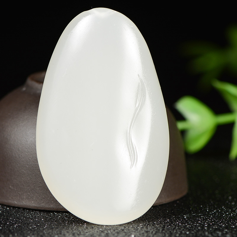 羊脂级 细润无暇【观音】和田玉羊脂级白玉无暇观音挂件 油润23克