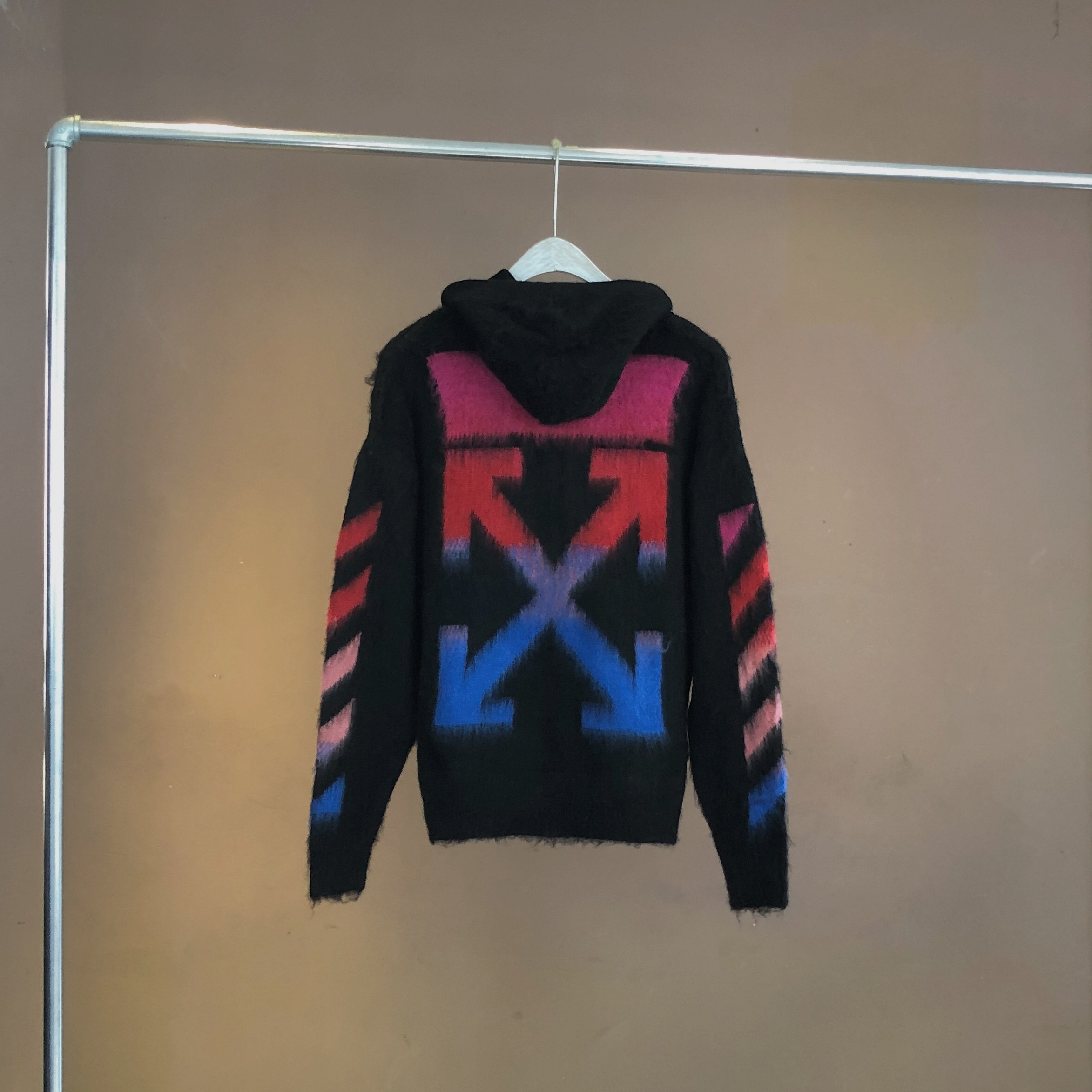 off white毛衣大额优惠券