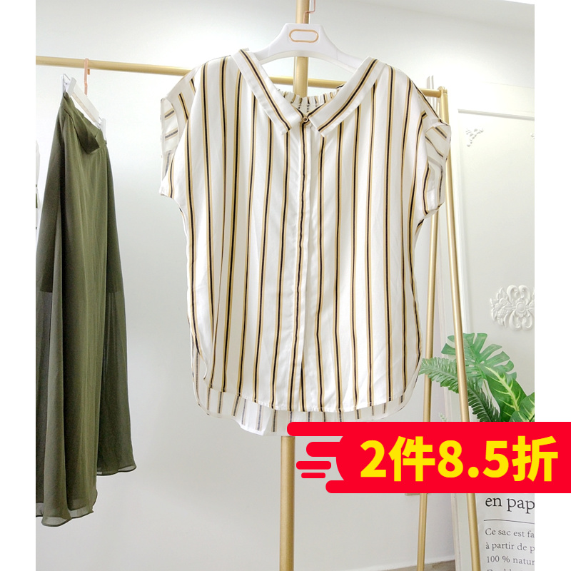 J 2019新款夏装 时尚简约大气条纹短袖上衣 品牌折扣女装在类目 女装/女士精品, 蕾丝衫/雪纺衫中 - 来自Buy2taobao.com提供专业的淘宝代购服务