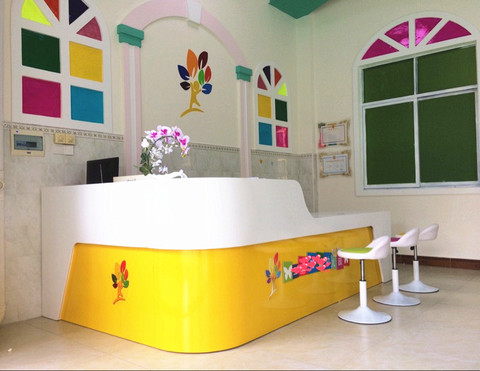 培训机构前台幼儿园教育接待转角收银台吧台办公桌烤漆前台咨询台