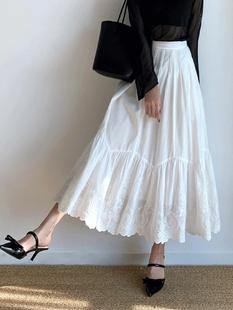 白色字半身裙女春季新款中长款小个子高腰显瘦气质蛋糕伞裙