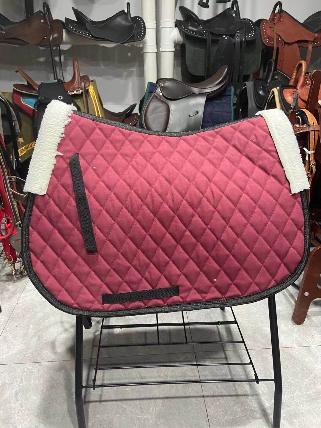 马鞍垫马术用品综合鞍垫汗垫游客鞍垫马鞍配件汗屉加厚马鞍垫