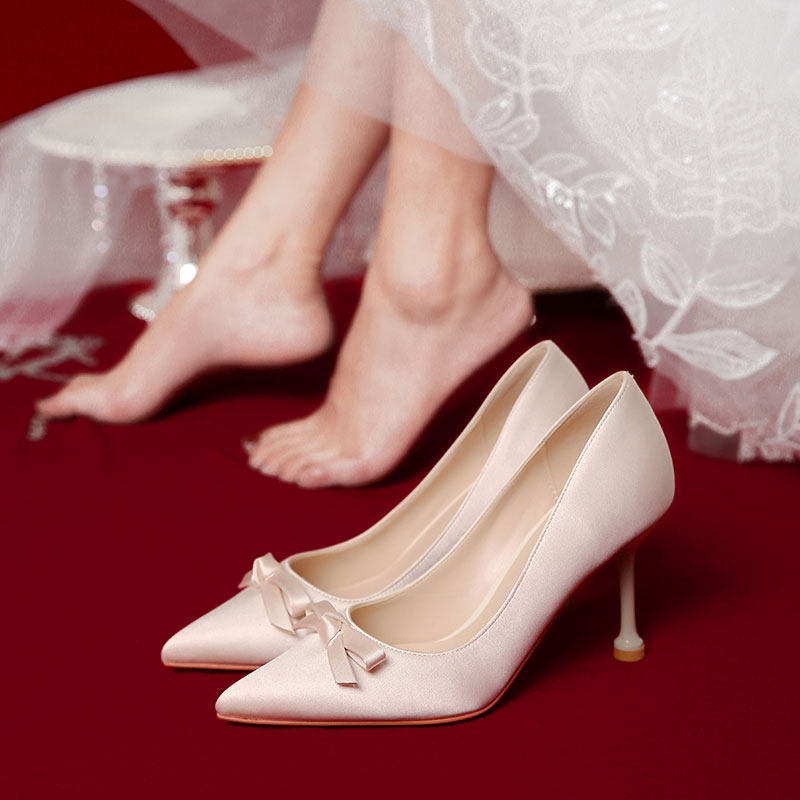 蝴蝶结绸缎婚鞋女秀禾新娘鞋2022春走秀高跟鞋8cm宴会礼服婚纱鞋
